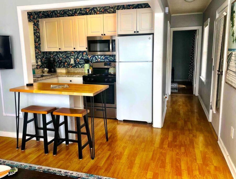 Steps To Beach & Downtown! Cozy Beach Bungalow #1 Lake Worth Beach Eksteriør bilde