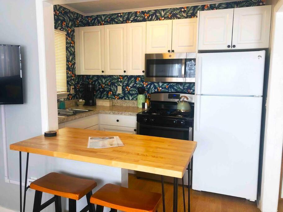 Steps To Beach & Downtown! Cozy Beach Bungalow #1 Lake Worth Beach Eksteriør bilde